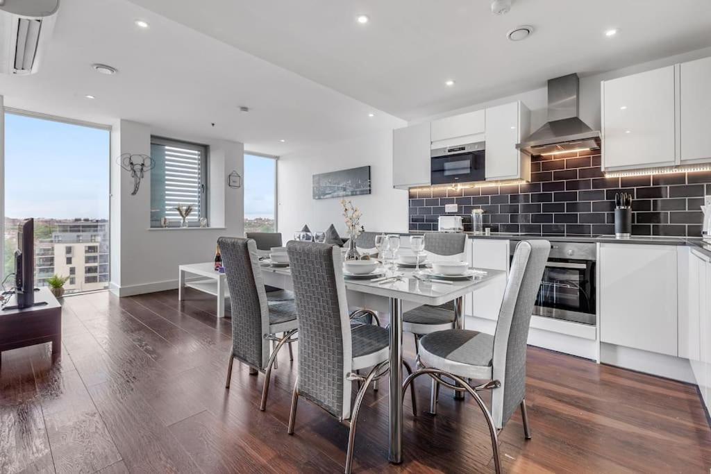 Amazing Britania 1 Bedroom Flat In London Bp40 Kültér fotó